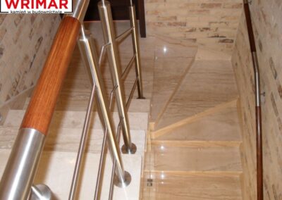 schody marmurowe, schody z marmuru, marmur Daino Reale, marmur Breccia Sarda